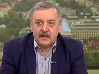 Проф. Кантарджиев: Всяка година ваксинираме 1 млн. души, още 2 млн. не са проблем