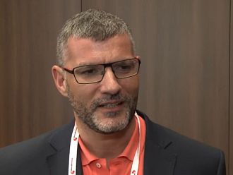 Проф. Момеков: Би било много глупав експеримент да се удължи периодът между двете дози ваксина