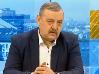 Проф. Кантарджиев: Ваксините работят и срещу новия щам на вируса
