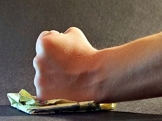 Започнем ли да се „плюем“ помежду си, войната е загубена, а падението ще е за всички ни