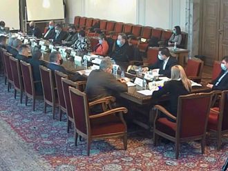 МОН ще махне текстовете за денталните лекари от Закона за професионалните квалификации