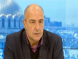 Доц. Киров: Ние сме готови за ваксините, нека хората започнат да ни търсят