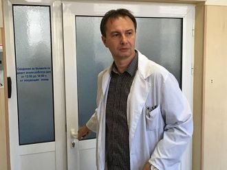 Доц. Калпачки: Заради COVID има огромен скок на закъснелите инсулти