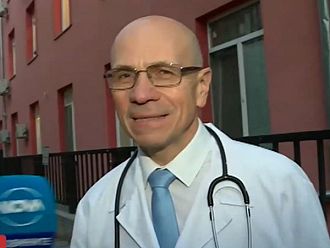 Неизвестни търговци на лекарства мамят с името на водещ наш кардиолог