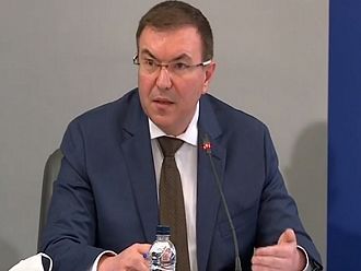 Предлагат на здравния министър започване на масовата имунизация (обновена)