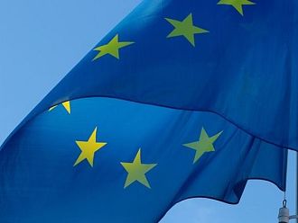 Нови 4 млн. дози от ваксината на BioNTech-Pfizer договори ЕК