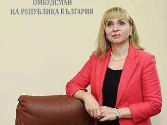 Омбудсманът поиска от МЗ да разпореди сертификатът за ваксинация да е безплатен