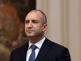 15 медици получават отличия от президента