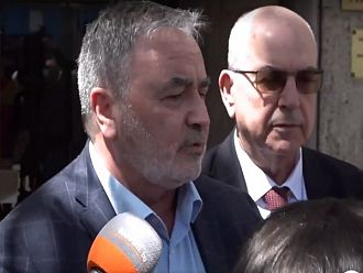 Пускат зелени коридори за имунизация за 10 дни