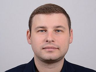 Д-р Павел Минев: Вярвам, че един лекар може да се развива успешно и в България