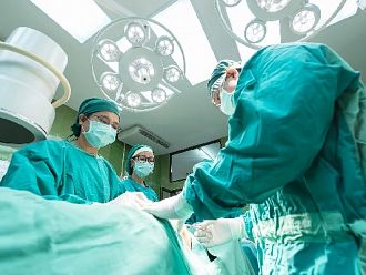 Най-малко 1000 операции годишно в структури от трето ниво изисква стандартът по хирургия