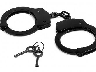 Образуваха бързо производство срещу 19-годишен за обиди срещу лекар и полицаи