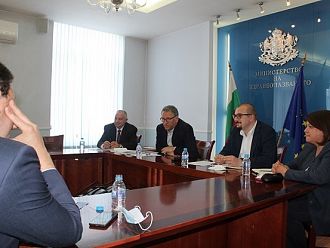 Д-р Кацаров: Ще бъдат увеличени най-ниските цени на клиничните пътеки