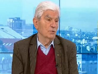 Акад. Петрунов: Наесен или ще има трета доза от ваксината, или тя ще стане ежегодна