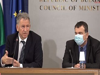 Д-р Кацаров сменя ръководството на