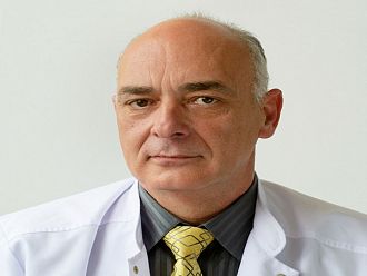 Д-р Юрий Стоянов: Гръдната хирургия ме научи на отговорност, смиреност и удовлетвореност
