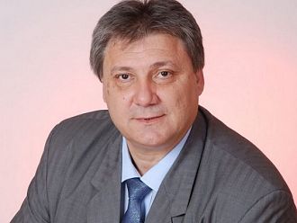 Проф. Илия Баташки отново е директор на МВР болница