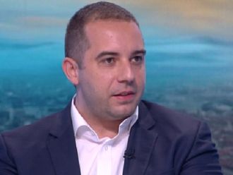 Кирилов: Близо 20 000 дози AstraZeneca може да бъдат унищожени у нас