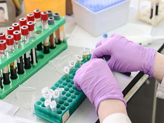 ЕК увеличава финансирането за научни изследвания за борба с коронавируса и неговите варианти