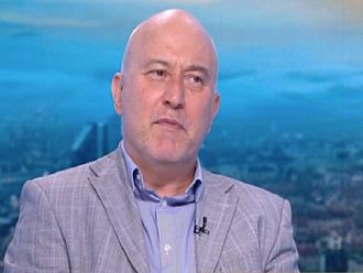 Огнян Кунчев: Ако не се държим прилично, есента ни очаква COVID вълна като в Индия