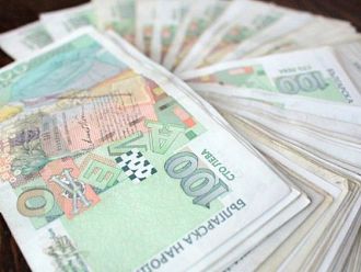 Разследват инспектор от РЗИ-Габрово за взимане на подкупи от търговци 