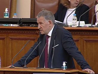 Стойчо Кацаров: COVID е основание да се бърза с реформите в здравната система