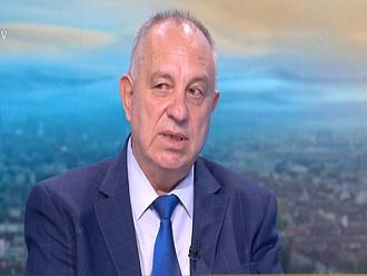 Д-р Златанов: Много по-подготвени сме за новата вълна