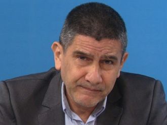 Депутат от БСП предлага парламентът да забрани задължителната ваксинация срещу COVID