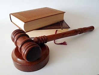 Започва процесът срещу анестезиолог за смъртта на починала родилка и бебе в Плевен