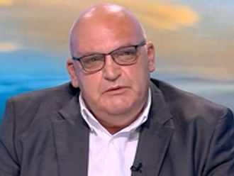 Д-р Брънзалов: Епидемията още не е достигнала нито пика си, нито плато
