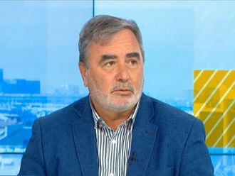 Доц. Кунчев: В пълния разгар на четвъртата вълна сме