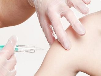Утре ще бъдат изтеглени първите 25 печеливши от играта на МЗ за ваксинирани лица