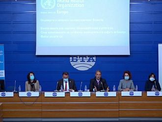 Проф. Христова: Ваксините срещу COVID и грип могат да се поставят едновременно