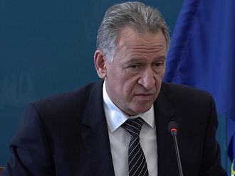 Кацаров: Сертификатът за преболедуване ще важи една година