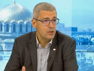 Проф. Гетов: Ваксините са като електромобилите – решават глобален проблем