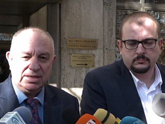 Д-р Златанов: Имаме данни за обръщане тренда на пандемията