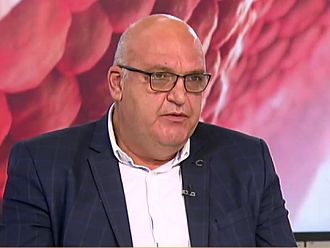 Д-р Брънзалов: Ако лекар е поставил 1000 дози, а 500 души се разболеят, значи има измама
