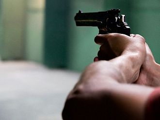 Германската полиция разкри заговор на антиваксъри за убийство на премиера на Саксония