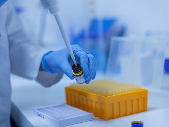 Pfizer и BioNTech ще разработят иРНК ваксина за превенция на херпес зостер