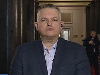 Доц. Тонев: Основният акцент в кризата ще бъде върху болниците, а не върху новозаразените