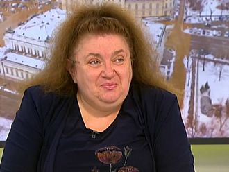 Проф. Александрова: Дори и пандемията да приключи, вирусът ще си остане с нас