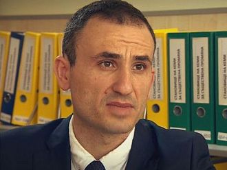 Комисията по журналистическа етика: Жалбата на доц. Оскар е основателна