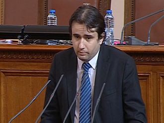 Божанов: Няма проблем със системите на НЗОК заради отпаднали от IT договора дейности