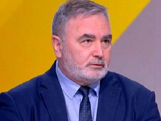 Доц. Кунчев: Има ръст от 1,5% на заболеваемостта, но засега няма драма