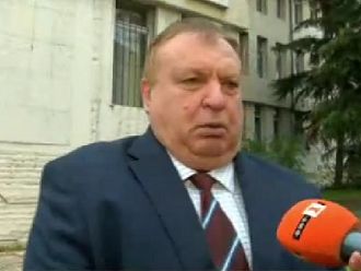 Село Опан търси смел аптекар, който да работи три дни в седмицата