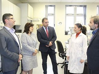 МЗ и ИАЛ обсъдиха пускането в експлоатация на луминометъра, с който агенцията разполага