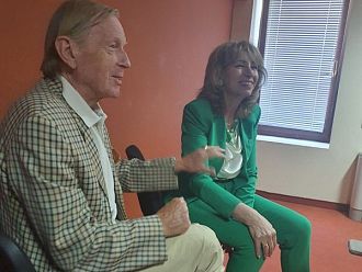 Проф. Кътева от УМБАЛ „Софиямед“ и създателят на микрохирургията проф. Бимер със специализиран курс за пореден път у нас