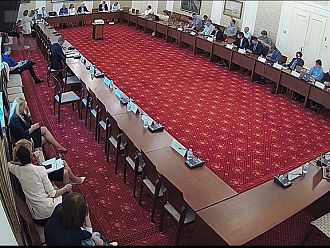 Проф. Салчев: През всеки отчетен период треперя нещо да не се случи при подаването на информация