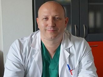 Д-р Стоян Пеев от „Пирогов“ получи наградата „Герой на децата“