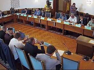 Здравната комисия прие актуализацията на бюджета на НЗОК